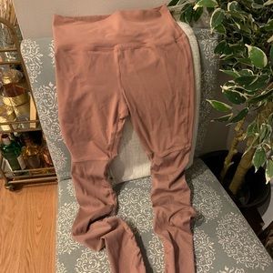 Alo high waisted goddess leggings M